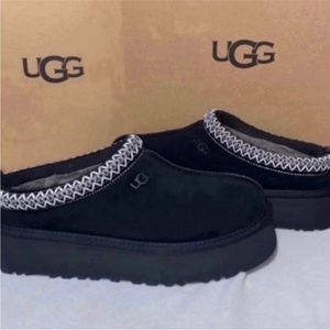 UGG Tazz Platform Black